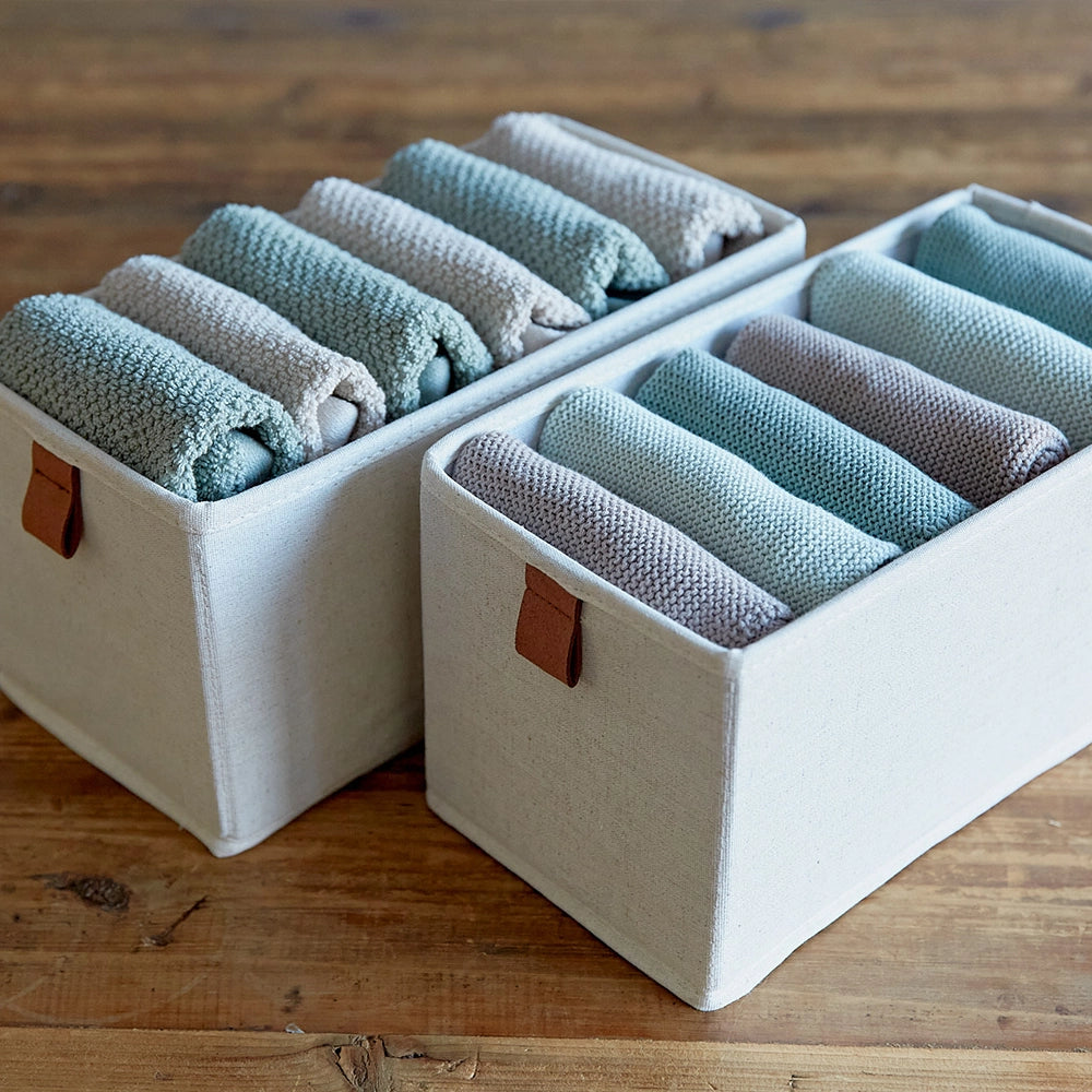 beige-lademandjes-kledingkast