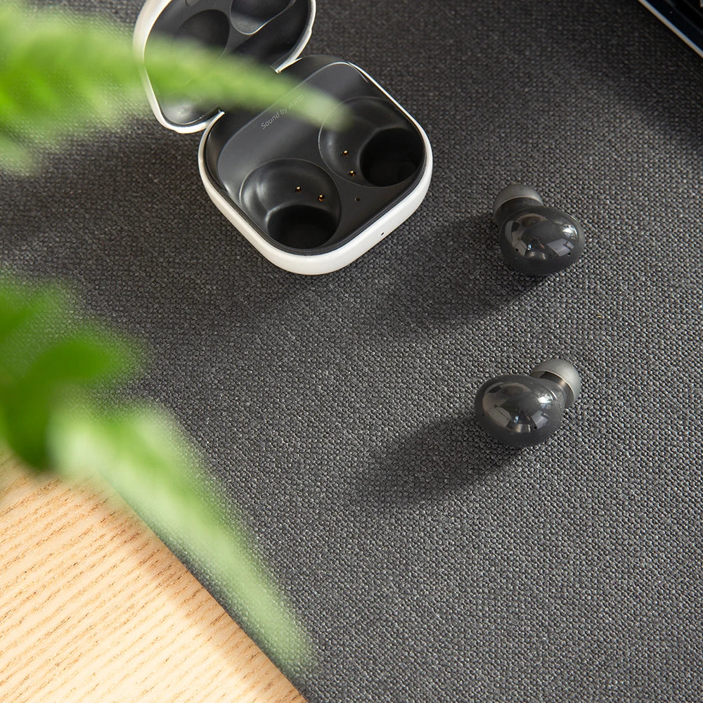 Schwarze Schreibtischunterlage von Bigso Box of Sweden