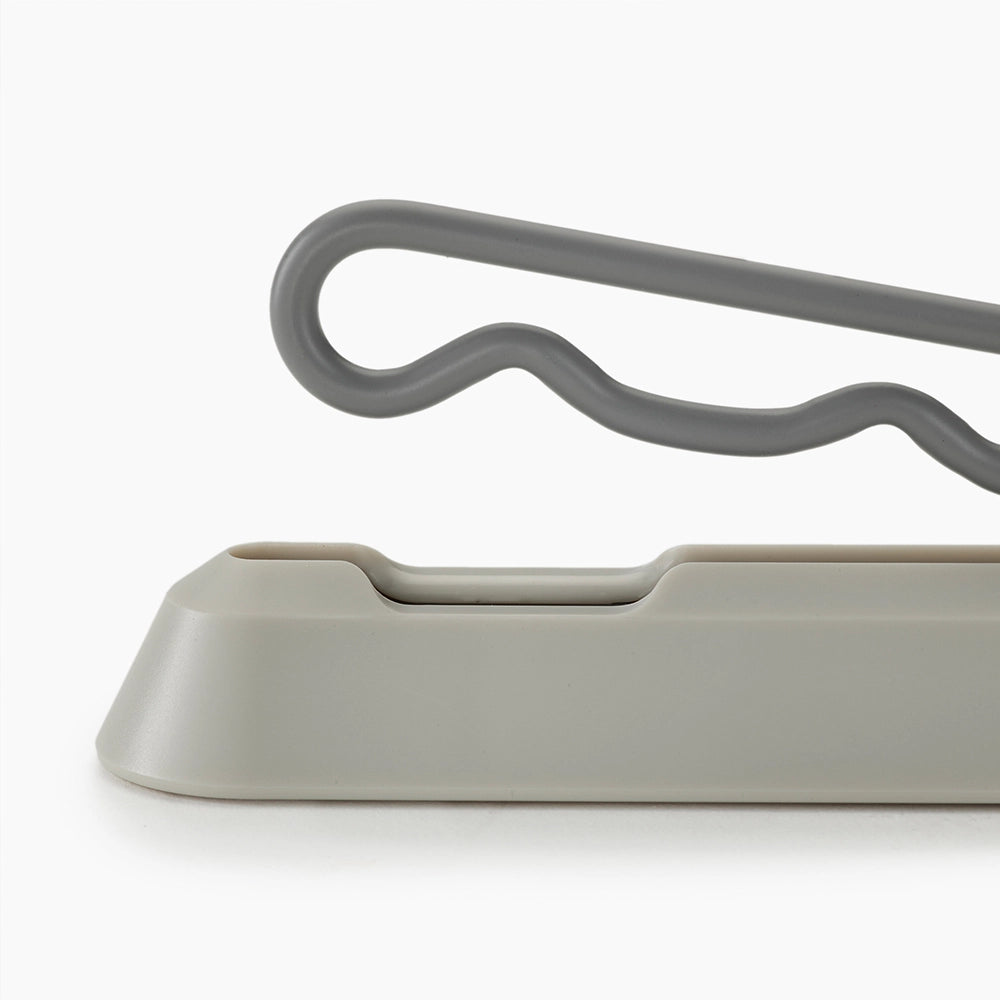 inklapbare-wandhaak-joseph-joseph