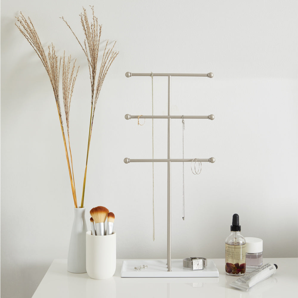 kettingen ophangen umbra