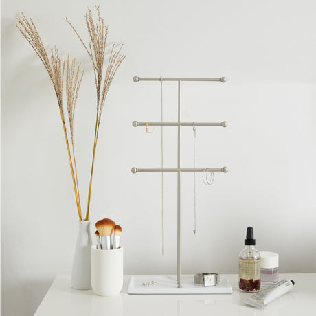 kettingen ophangen umbra