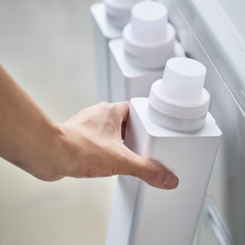 Yamazaki Magnet-Waschmittelflasche