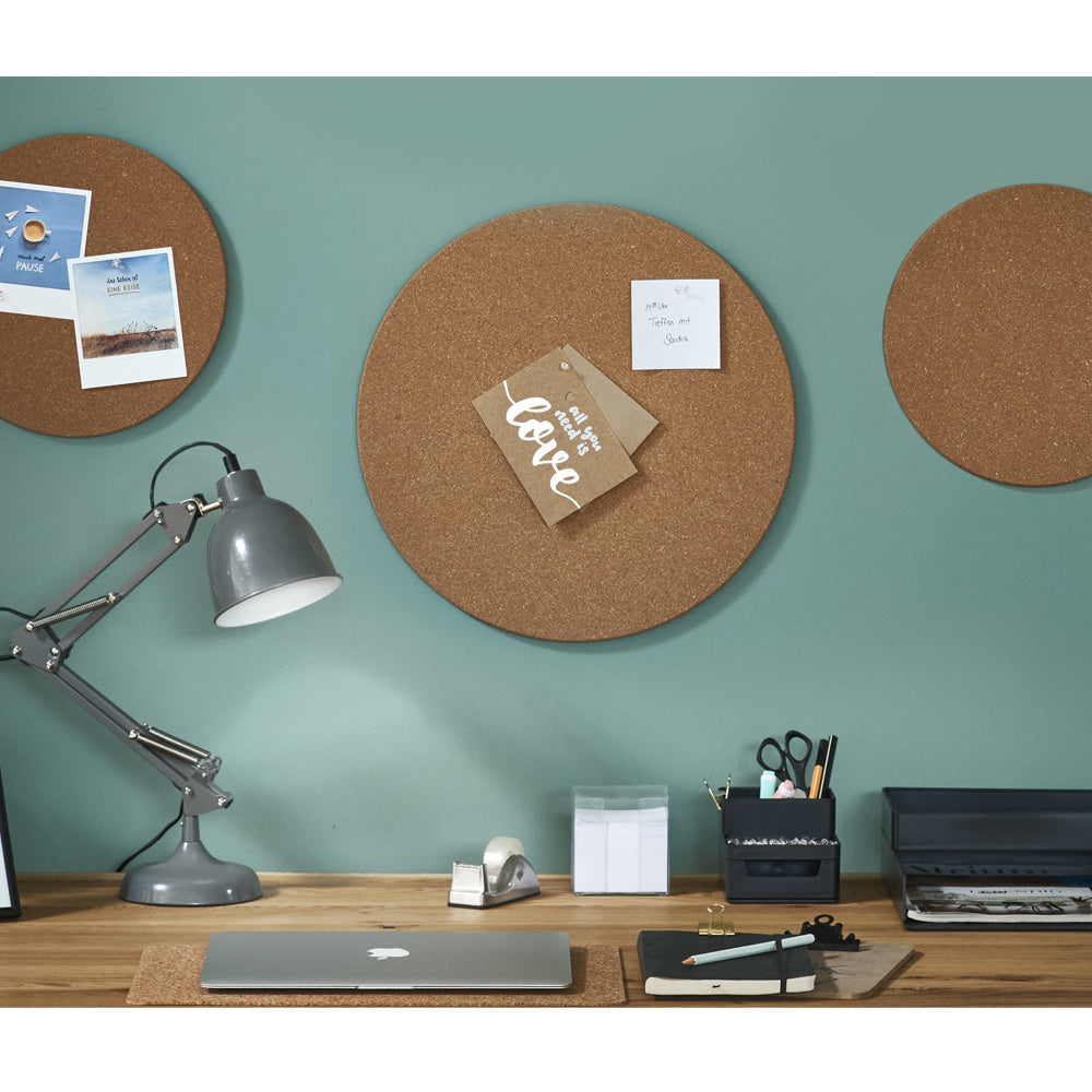 rond prikbord zeller present