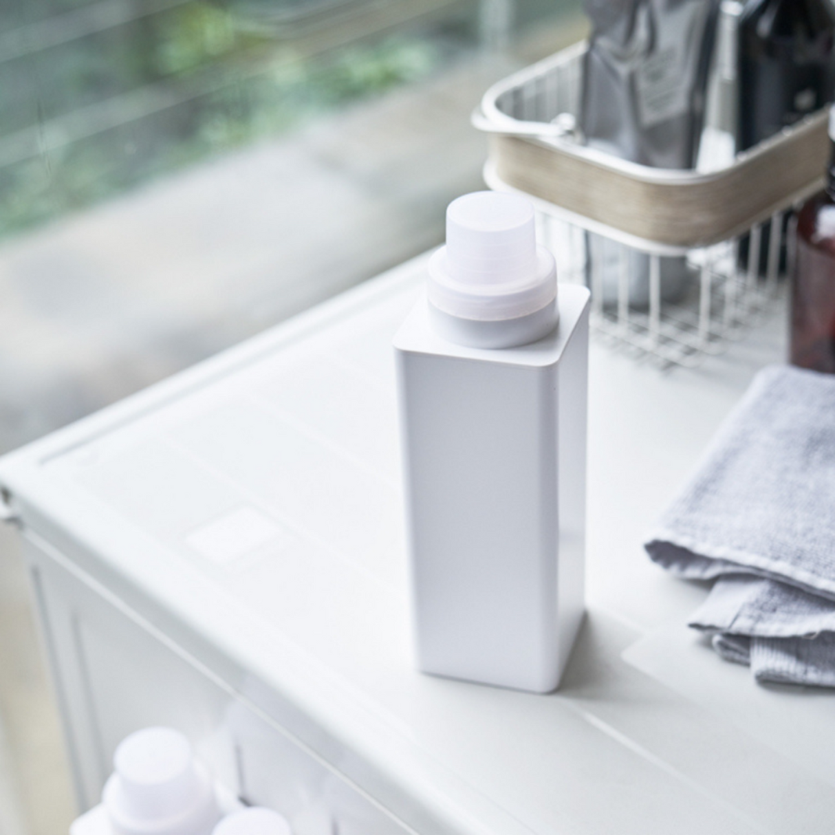 Yamazaki Magnet-Waschmittelflasche