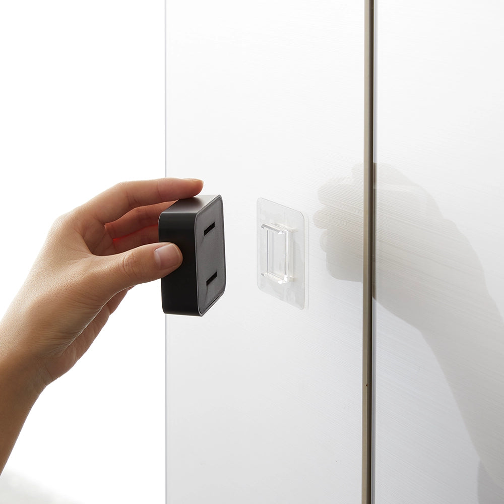 zelfklevende-haakjes-keuken