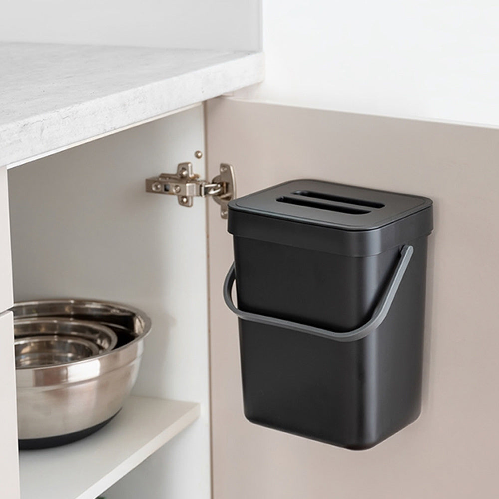 zwart-klein-prullenbakje-keukenkast