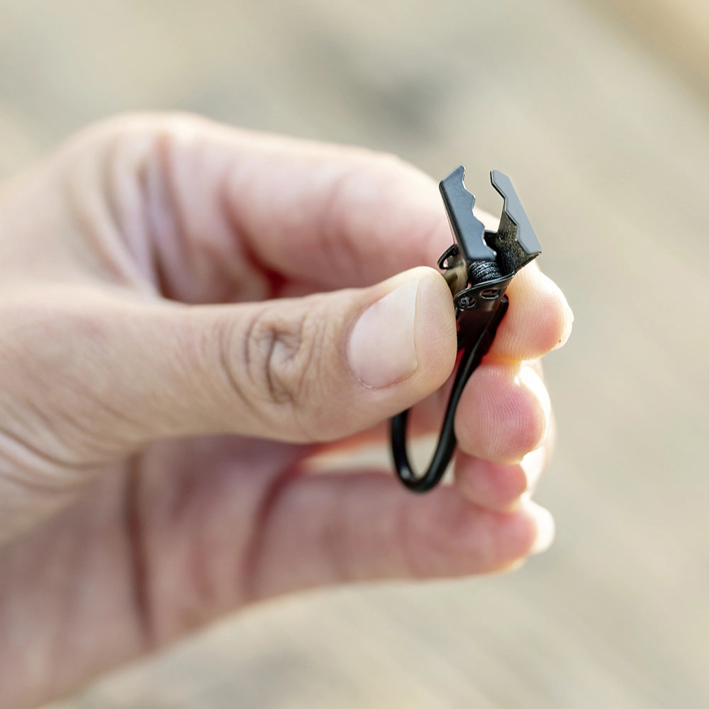 zwarte-handdoek-klem