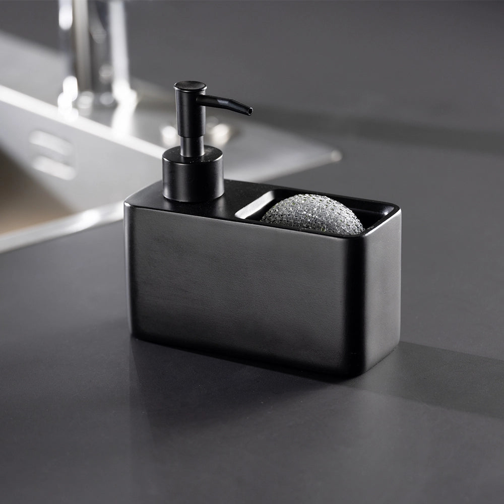 zwarte-zeepdispenser-sponshouder